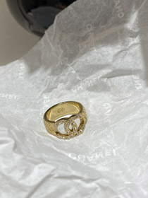 Chanel Gold Buchstabe geprägt Doppel C Diamant doppelseitig tragbarer Ring-3591